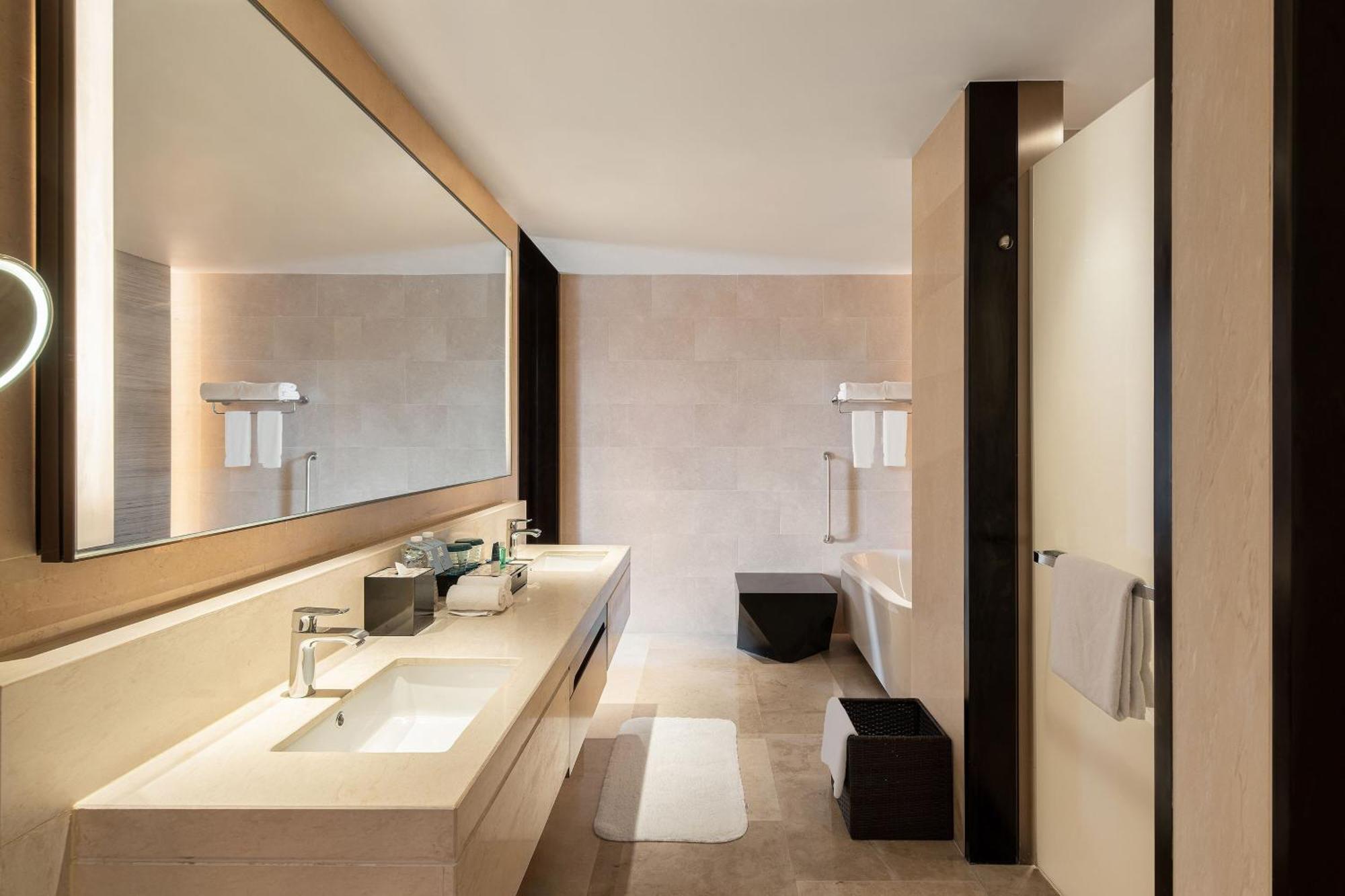 Four Points By Sheraton Chengdu, Anren Exteriör bild