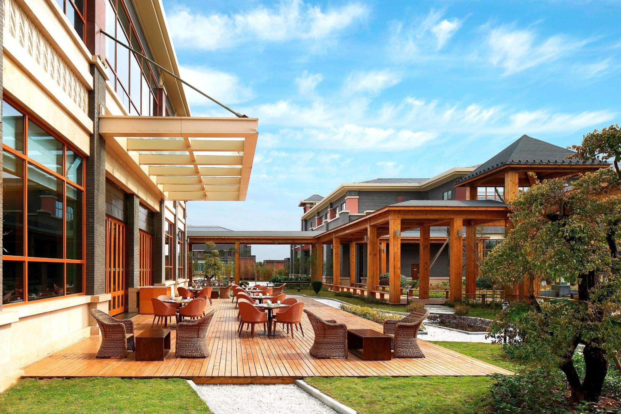 Four Points By Sheraton Chengdu, Anren Exteriör bild